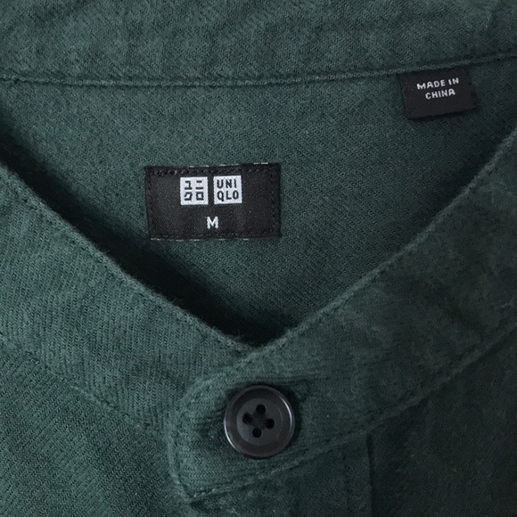 Uniqlo Hunter Green Flannel Button Down No Collar - Picture 3 of 6
